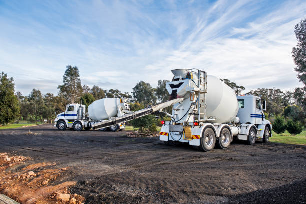 Best Concrete sidewalk installation  in Omao, HI